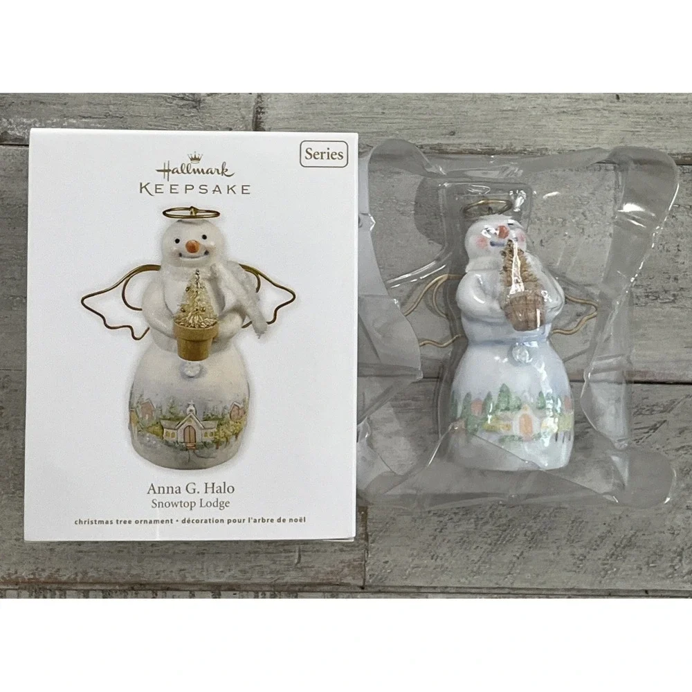 Hallmark Keepsake 2011‎ Anna G Halo Snowtop Lodge Ornament Series #7 NEW